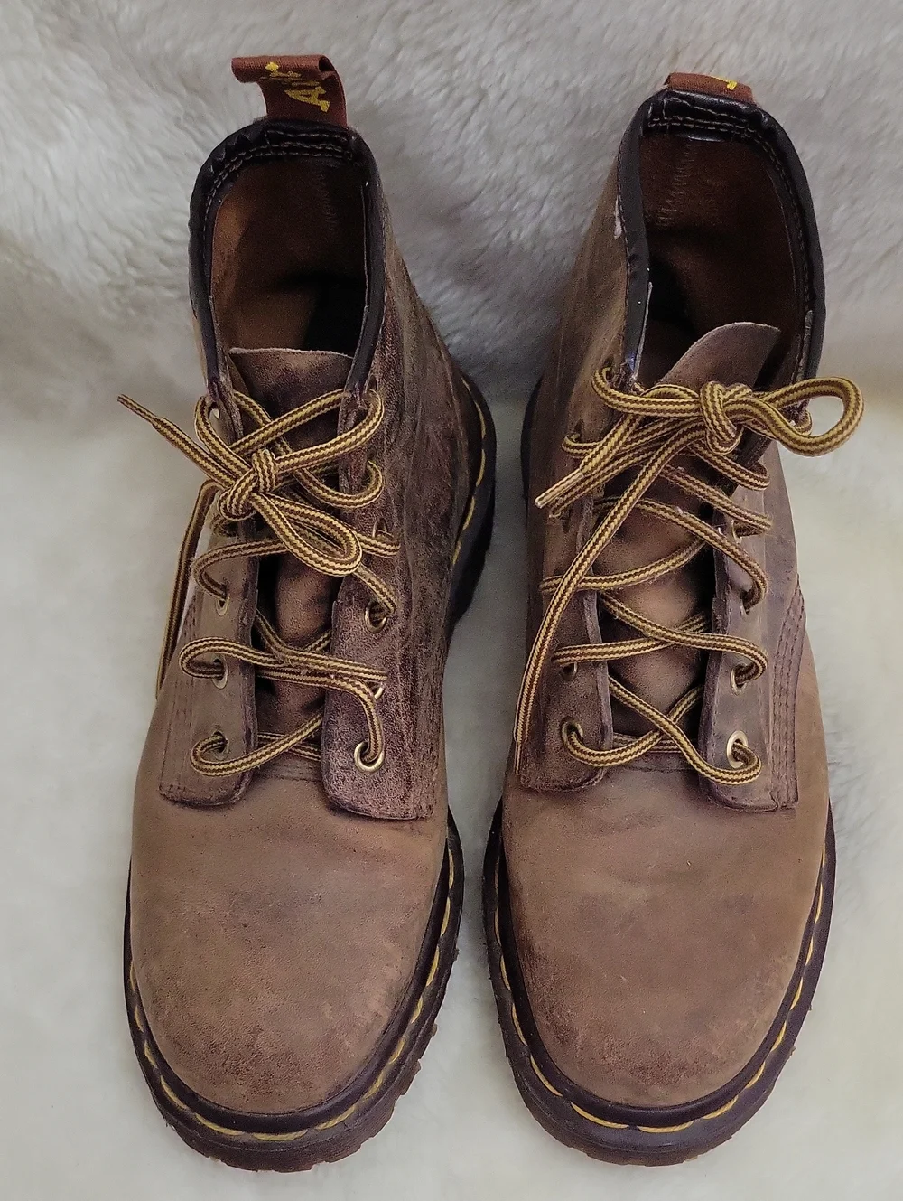 Dr. Martens 939 BEN BOOT CRAZY HORSE LEATHER. Brown Leather. Size 5Men Size 6Wom